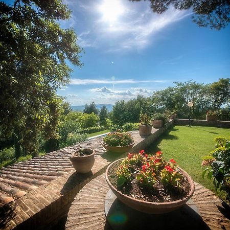 Casa Dei Lecci Daire Foligno Dış mekan fotoğraf