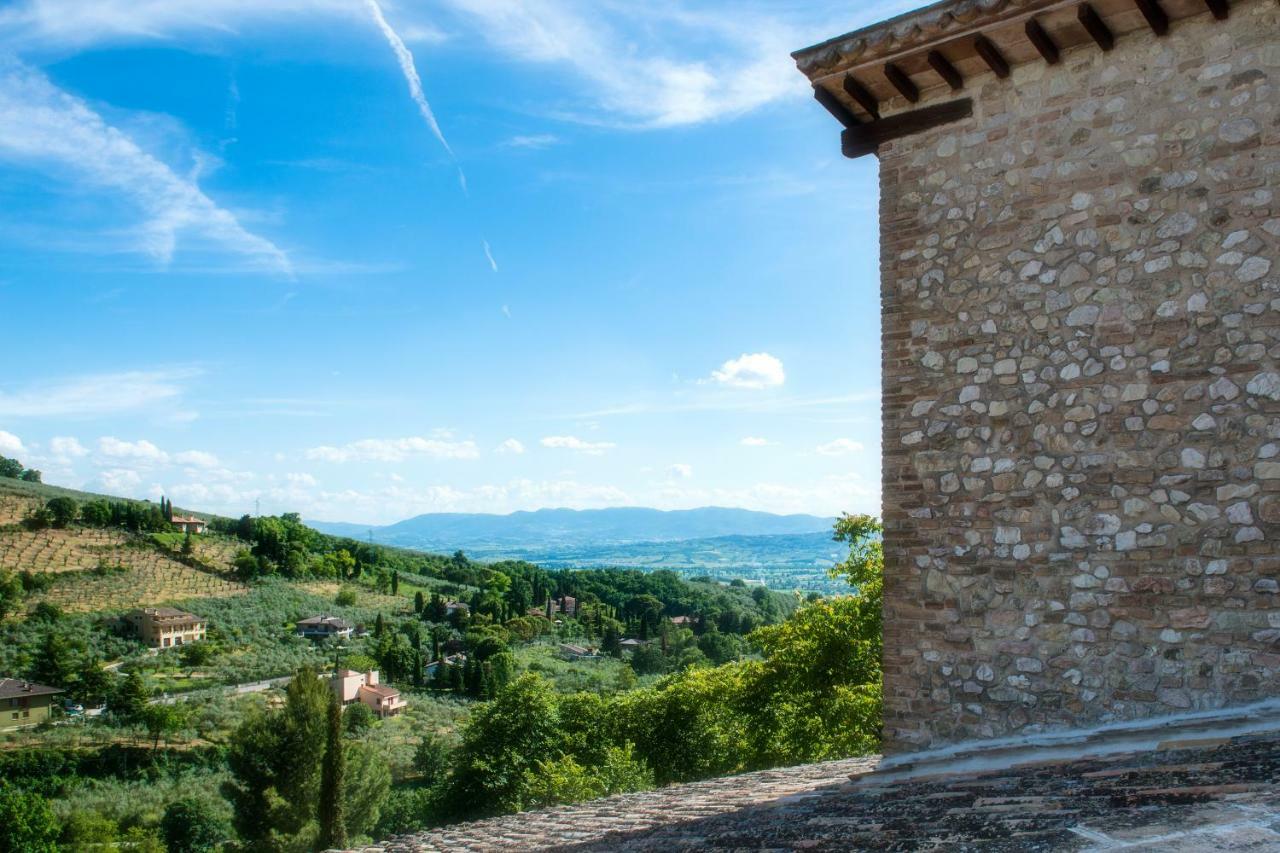 Casa Dei Lecci Daire Foligno Dış mekan fotoğraf