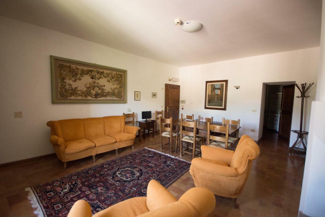 Casa Dei Lecci Daire Foligno Dış mekan fotoğraf