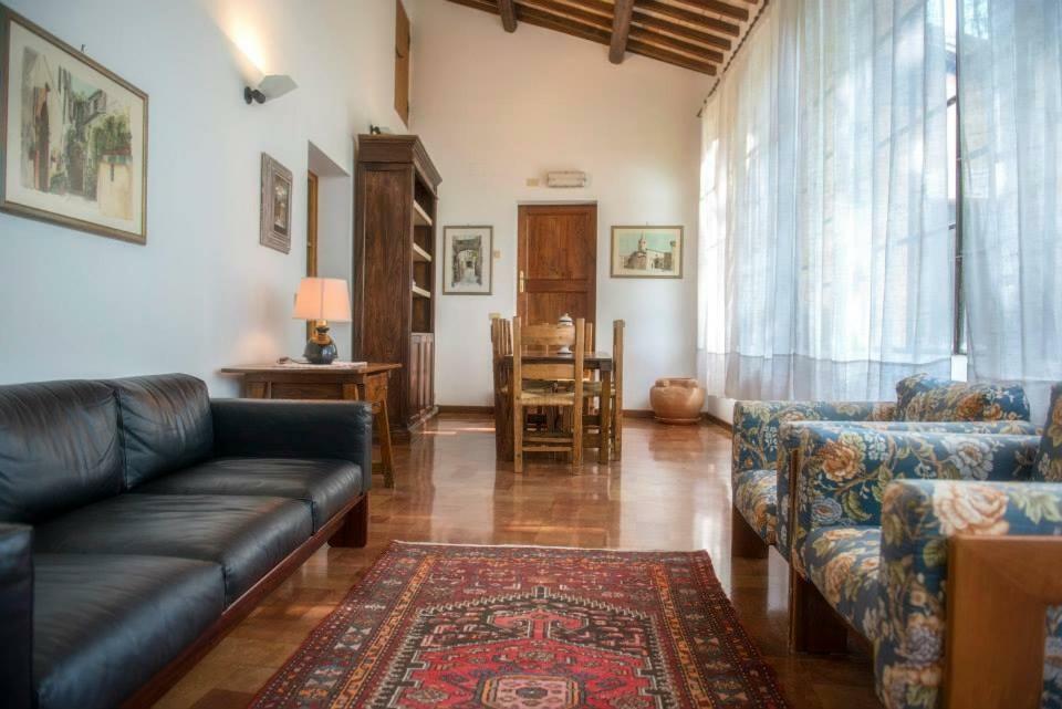 Casa Dei Lecci Daire Foligno Dış mekan fotoğraf