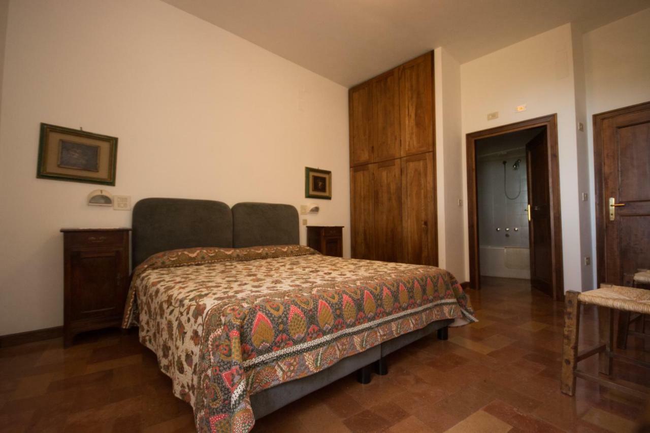 Casa Dei Lecci Daire Foligno Dış mekan fotoğraf
