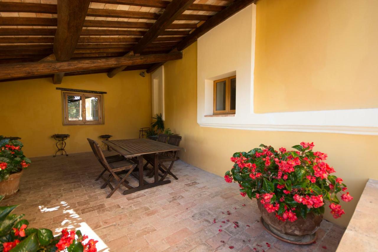 Casa Dei Lecci Daire Foligno Dış mekan fotoğraf
