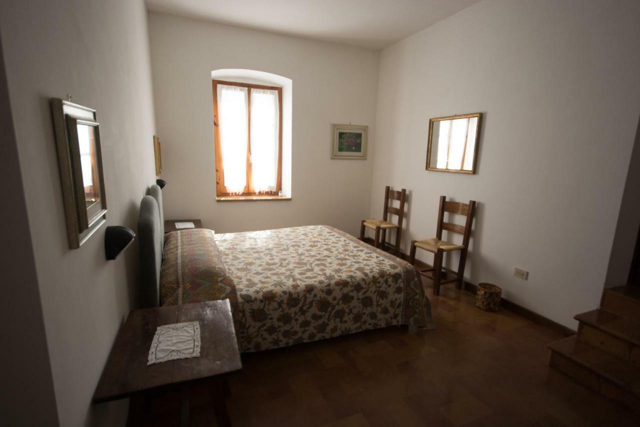 Casa Dei Lecci Daire Foligno Dış mekan fotoğraf